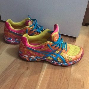 Women’s Bright ASICS